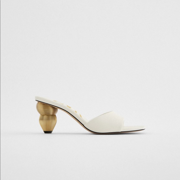 NWT. Zara White and Gold Sandals. Size 7.5